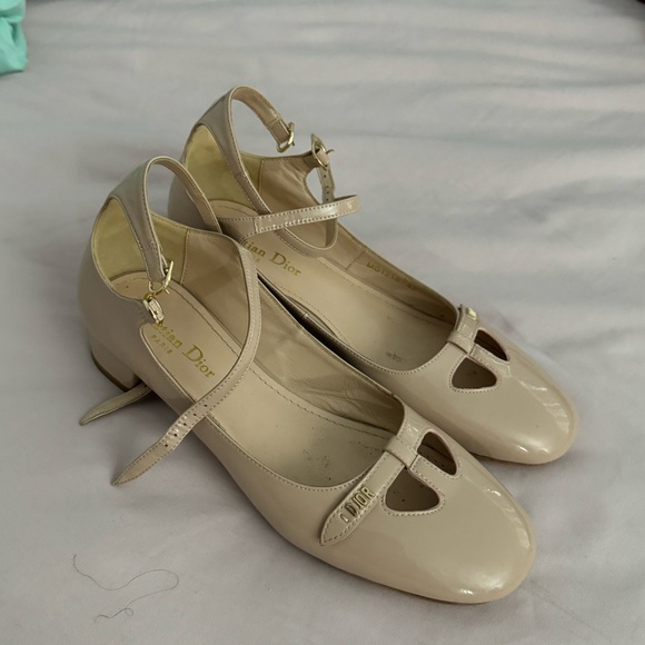 Dior shoes size. Aime Ballet flats Dior beige size 42D - Picture 1 of 2